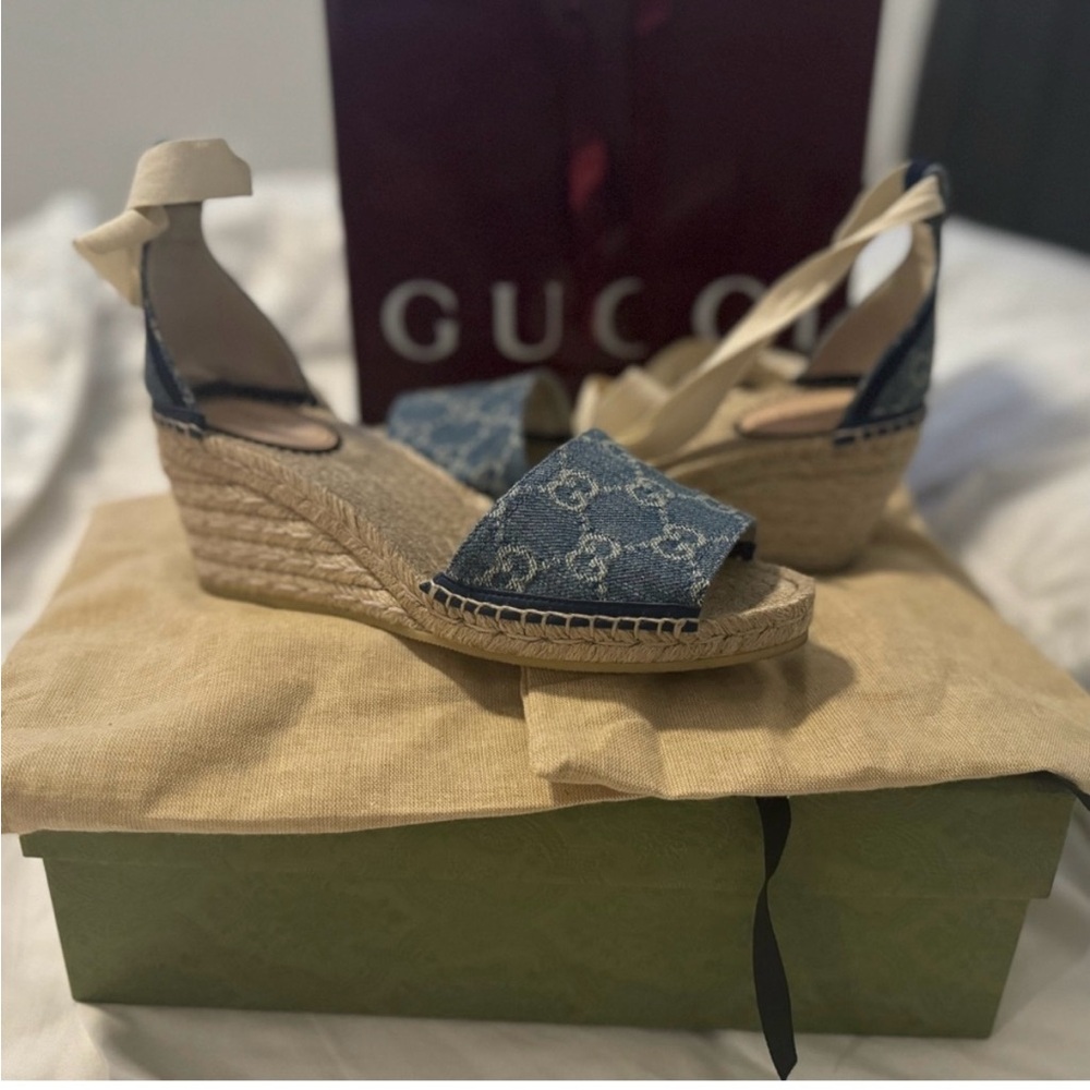 GUCCI WOMEN'S GG PLATFORM ESPADRILLE